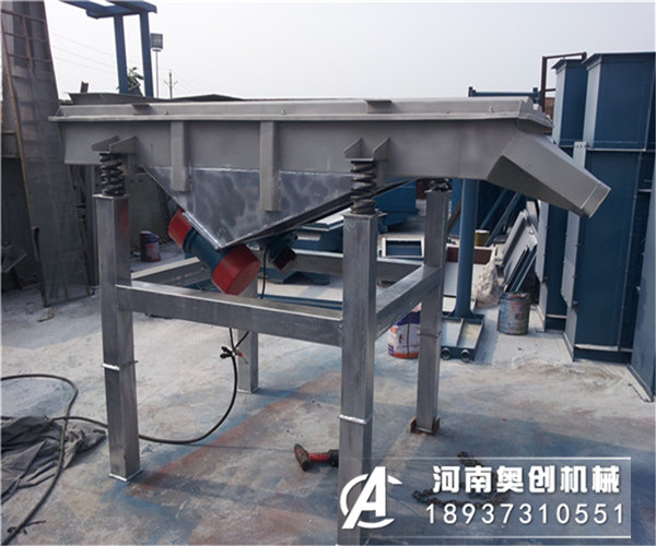 直線振動(dòng)篩的電機(jī)的安裝位置可以安裝到哪里的