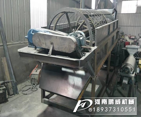 篩沙機振動篩和滾筒篩哪個篩濕沙更好用?