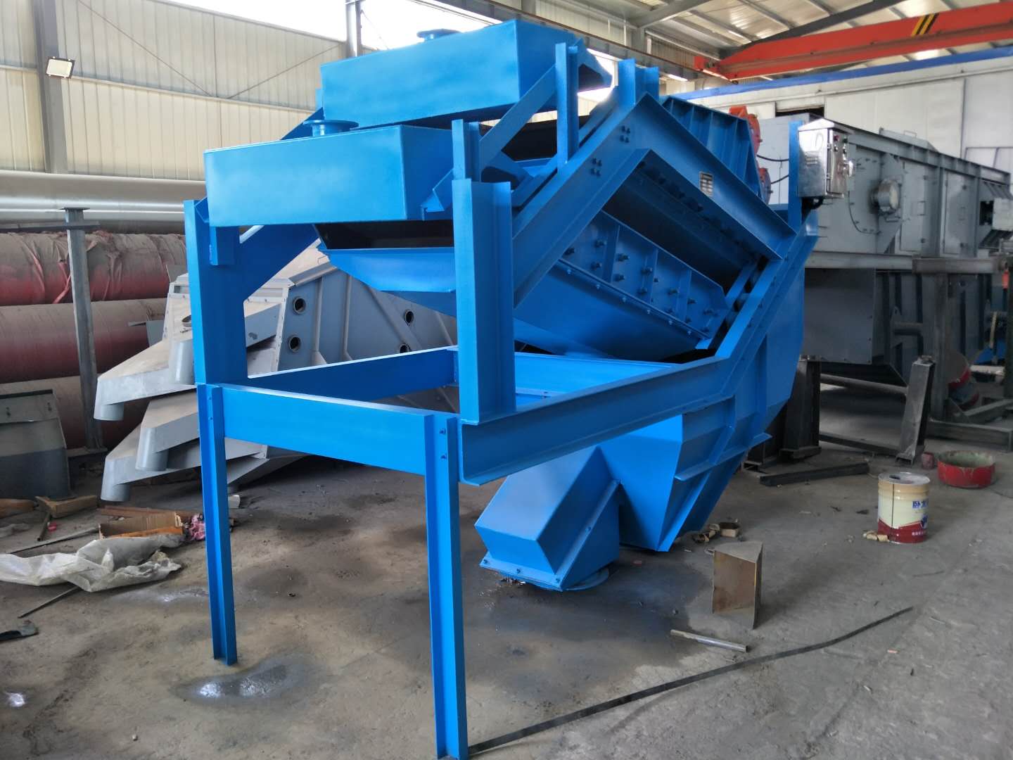 選礦振動篩的特點